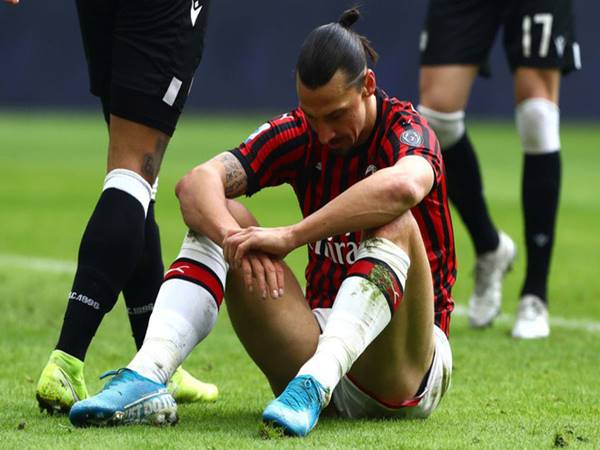 Ibrahimovic sắp giải nghệ, buổi tập định mệnh với AC Milan