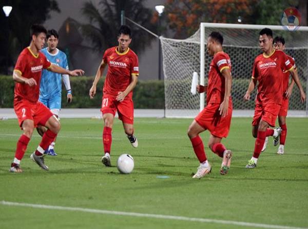 Bóng đá VN 15/6: Danh sách 23 cầu thủ đội tuyển Việt Nam đấu UAE