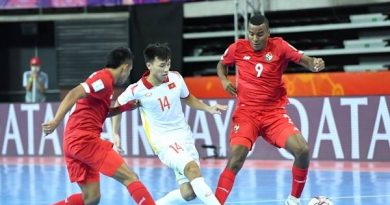 Bóng đá Việt Nam sáng 22/9: Tuyển thủ Futsal Việt Nam được vinh danh