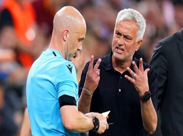 Tin AS Roma 3/6: HLV Mourinho bị liên đoàn UEFA buộc tội