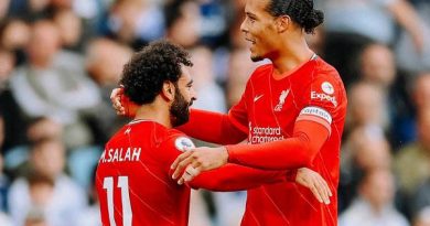 Bóng đá Anh 11/4: Liverpool phá lệ để giữ chân Salah và Van Dijk