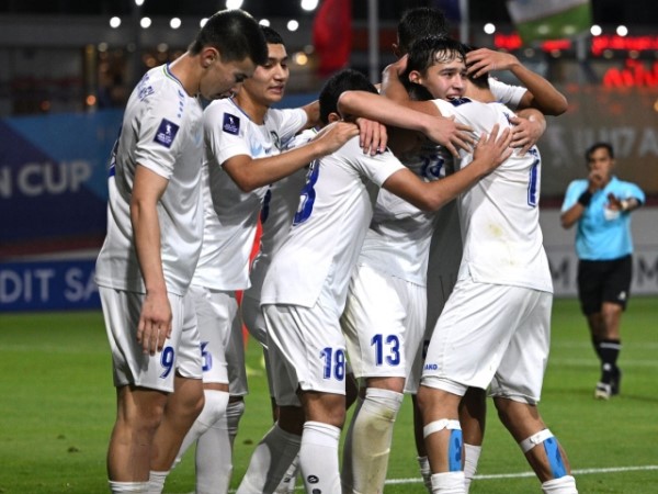 Tin BĐ: U17 Uzbekistan đánh bại UAE bán kết U17 châu Á 2025